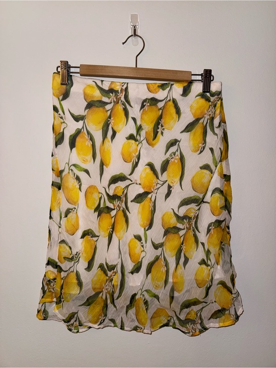 J. Crew Dresses & Skirts - J. Crew White Skirt with Yellow Lemon Print